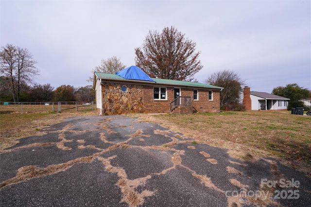 610 Margrace Road, Kings Mountain, NC 28086