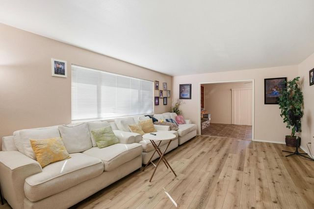 503 W Fox Court, Redwood City, CA 94061