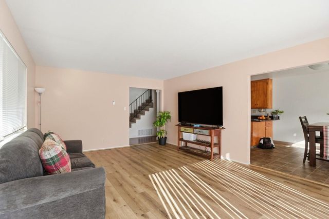 503 W Fox Court, Redwood City, CA 94061