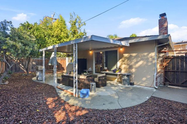 503 W Fox Court, Redwood City, CA 94061