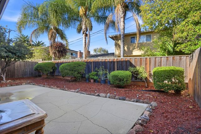 503 W Fox Court, Redwood City, CA 94061