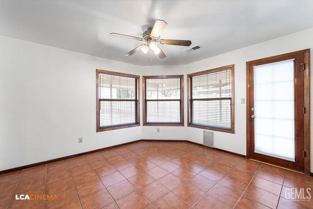 7712 Jensen Avenue, Bakersfield, CA 93308