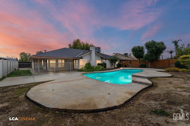 7712 Jensen Avenue, Bakersfield, CA 93308