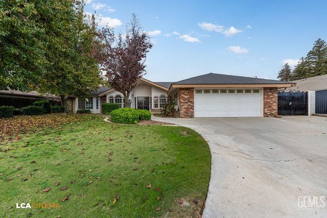 7712 Jensen Avenue, Bakersfield, CA 93308