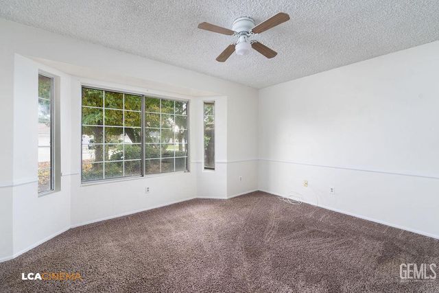 7712 Jensen Avenue, Bakersfield, CA 93308