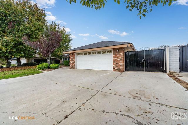 7712 Jensen Avenue, Bakersfield, CA 93308