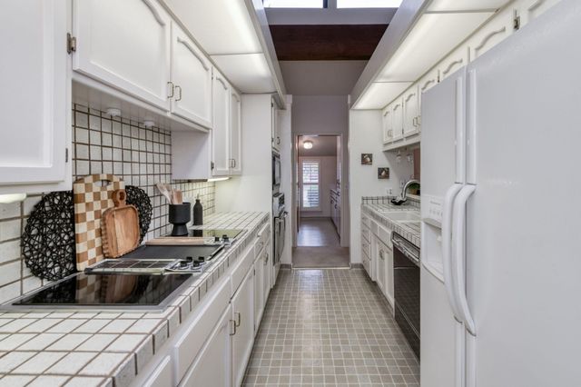 5419 W Judy Avenue, Visalia, CA 93277