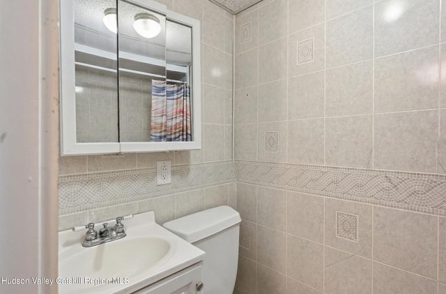 5562 New York 9g, Livingston, NY 12534