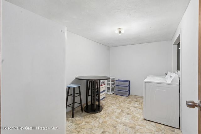 5562 New York 9g, Livingston, NY 12534