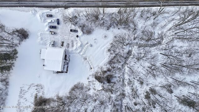 5562 New York 9g, Livingston, NY 12534