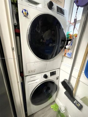 7920 N Colony Cir N 109, Tamarac, FL 33321