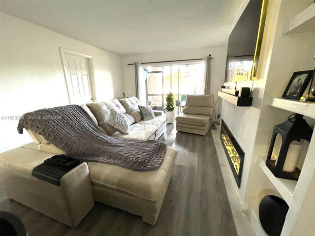 7920 N Colony Cir N 109, Tamarac, FL 33321