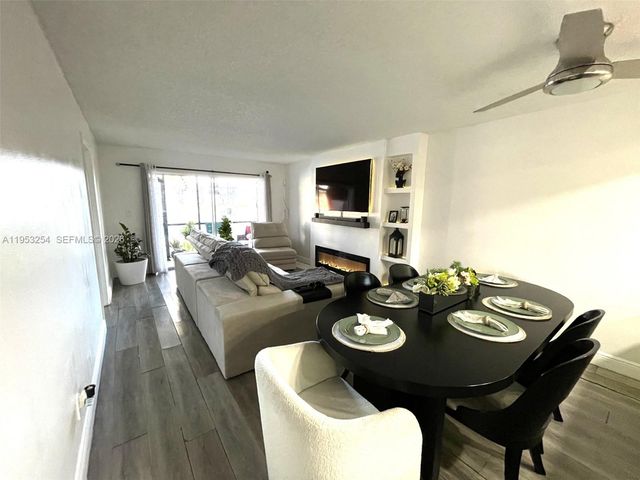 7920 N Colony Cir N 109, Tamarac, FL 33321