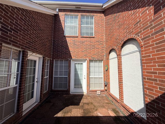4627 Cashel Spring Drive, Houston, TX 77069