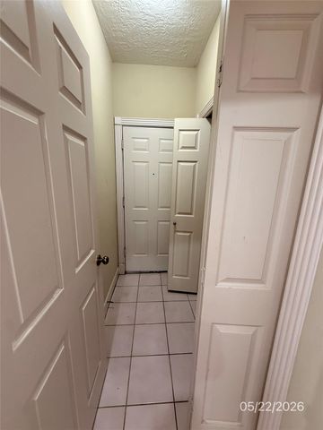 4627 Cashel Spring Drive, Houston, TX 77069