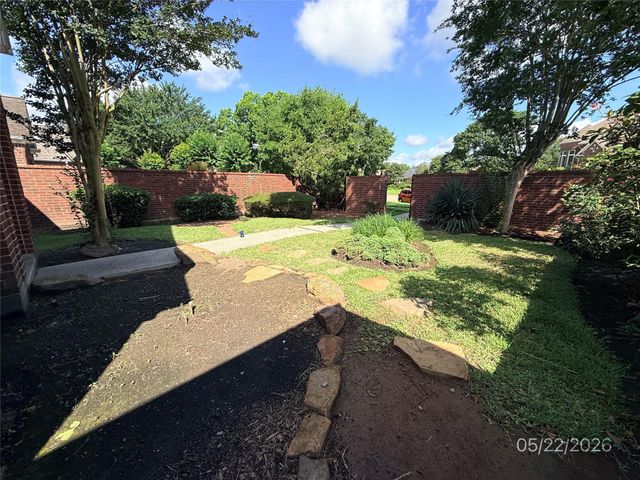 4627 Cashel Spring Drive, Houston, TX 77069