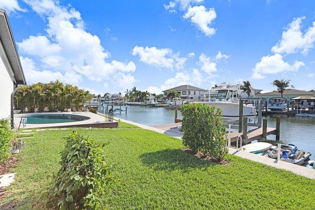 3926 VENETIAN WAY, Tampa, FL 33634