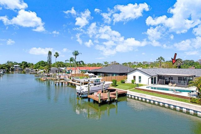 3926 VENETIAN WAY, Tampa, FL 33634