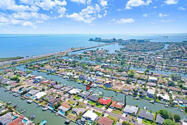 3926 VENETIAN WAY, Tampa, FL 33634
