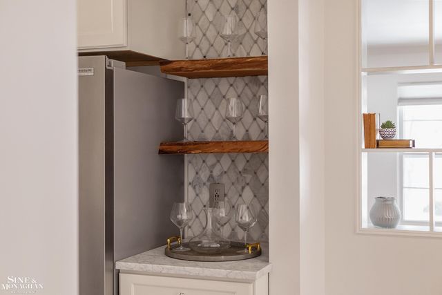 815 Harcourt Road, Grosse Pointe Park, MI 48230