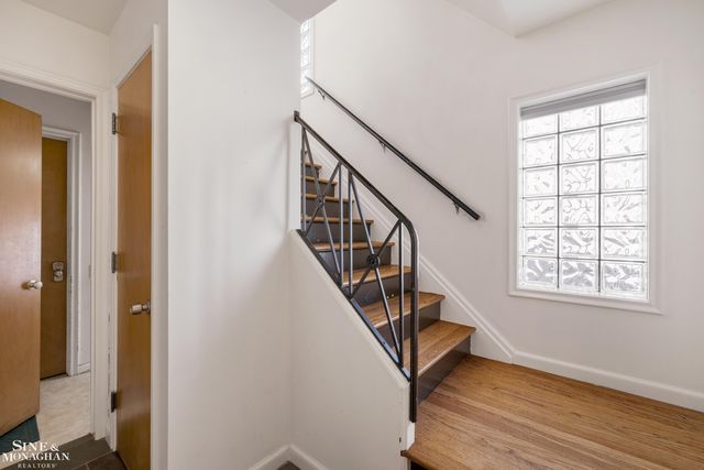 815 Harcourt Road, Grosse Pointe Park, MI 48230