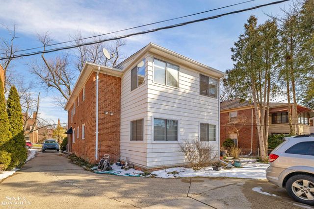 815 Harcourt Road, Grosse Pointe Park, MI 48230