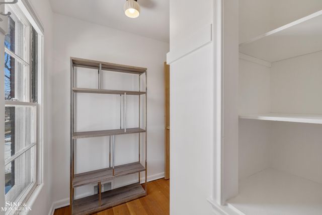 815 Harcourt Road, Grosse Pointe Park, MI 48230