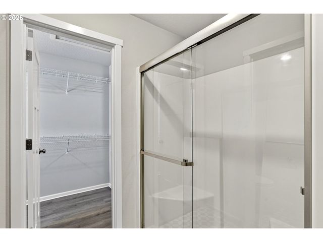 1939 Nw KENT St, Mc Minnville, OR 97128