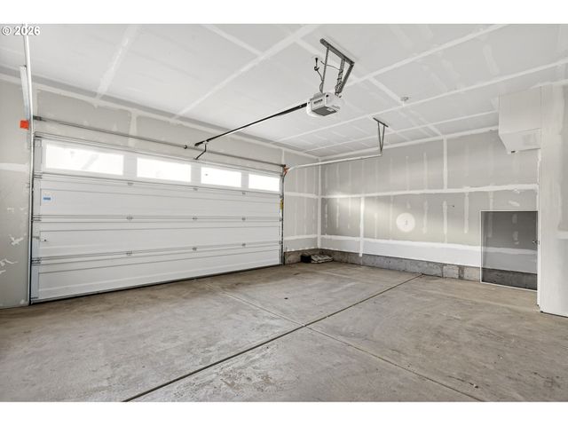 1939 Nw KENT St, Mc Minnville, OR 97128