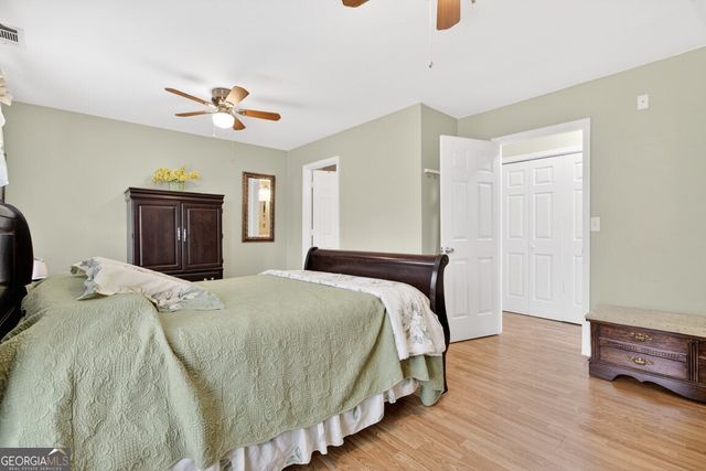 2484 Stonegate Drive NW, Acworth, GA 30101