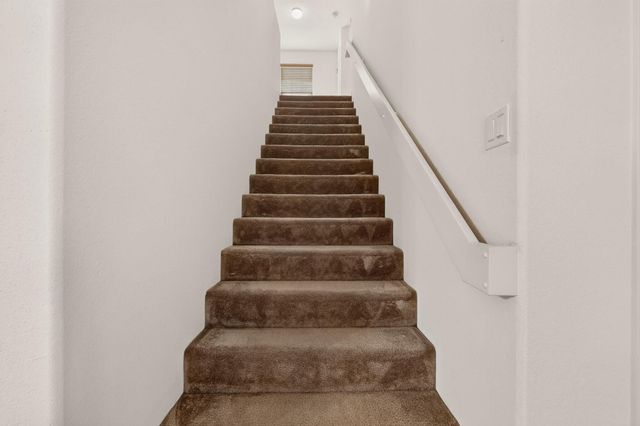 1919 Cam Fella Street SE, Albuquerque, NM 87123