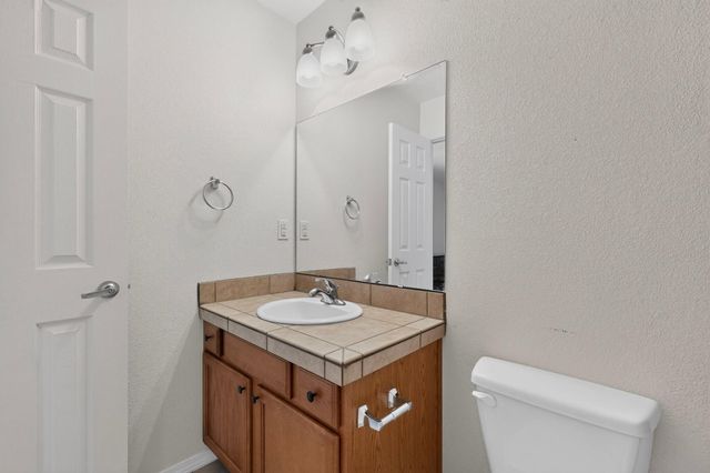 1919 Cam Fella Street SE, Albuquerque, NM 87123