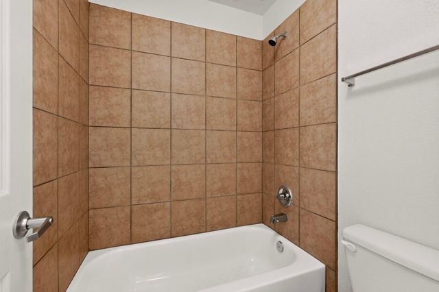 1919 Cam Fella Street SE, Albuquerque, NM 87123