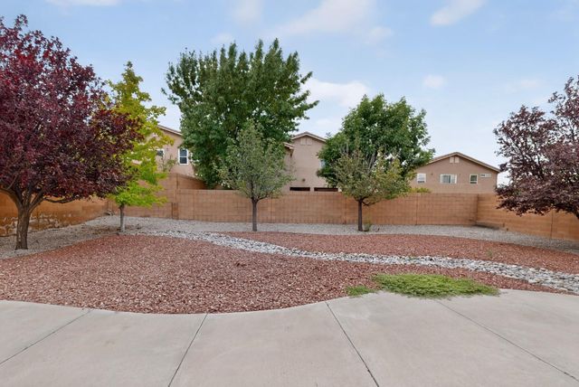 1919 Cam Fella Street SE, Albuquerque, NM 87123