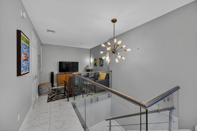 2609 NE 14th Avenue 113, Wilton Manors, FL 33334