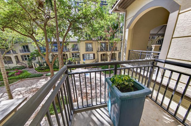 2609 NE 14th Avenue 113, Wilton Manors, FL 33334