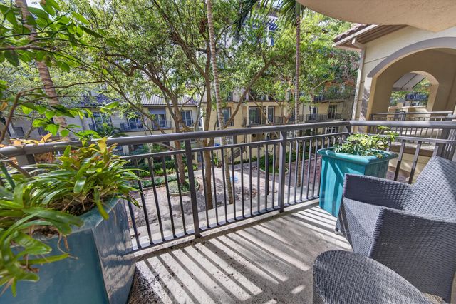 2609 NE 14th Avenue 113, Wilton Manors, FL 33334