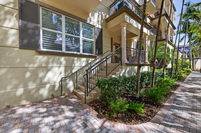 2609 NE 14th Avenue 113, Wilton Manors, FL 33334