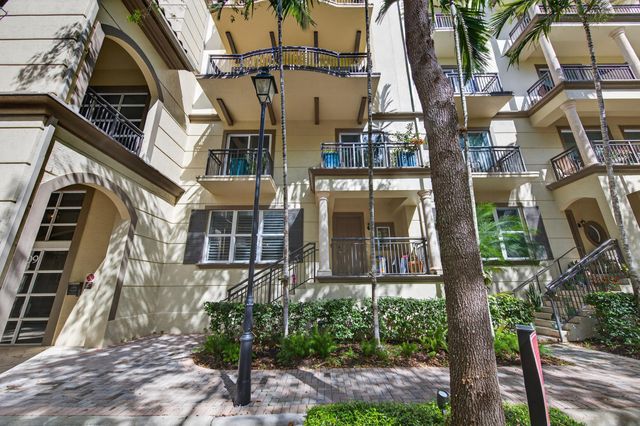 2609 NE 14th Avenue 113, Wilton Manors, FL 33334