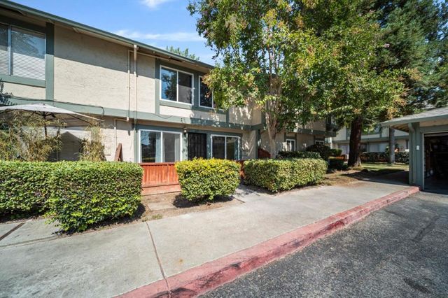 2697 Lone Bluff Way, San Jose, CA 95111