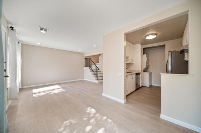 2697 Lone Bluff Way, San Jose, CA 95111