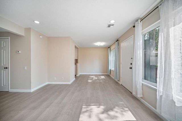 2697 Lone Bluff Way, San Jose, CA 95111