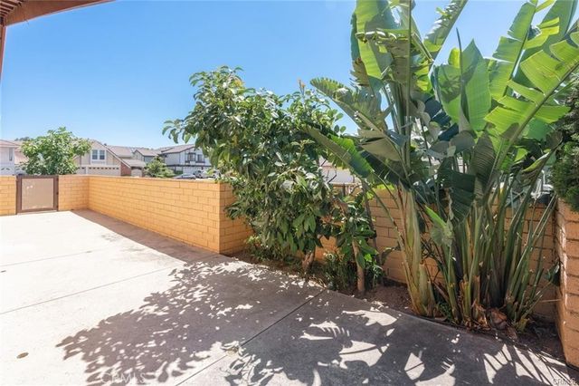 23 Columbus, Irvine, CA 92620