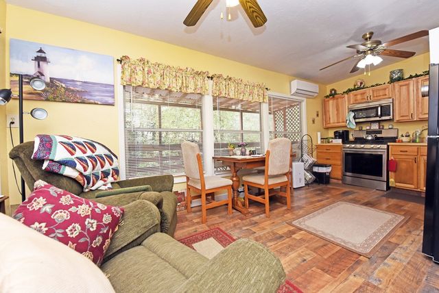 1091 Creekside Drive, Hiawassee, GA 30546