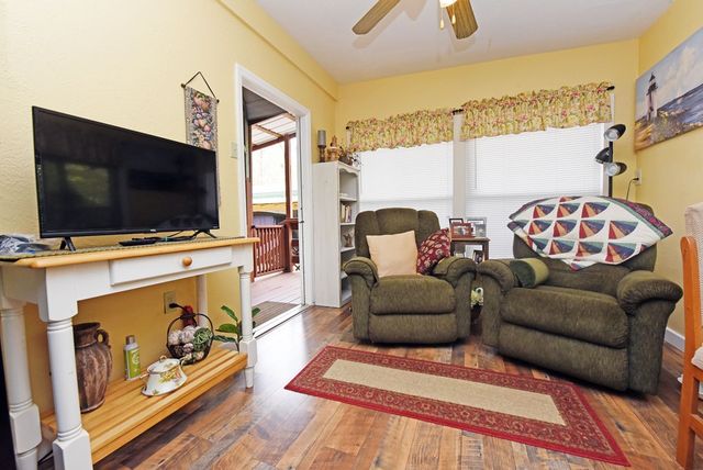 1091 Creekside Drive, Hiawassee, GA 30546