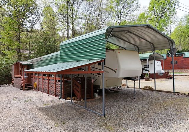 1091 Creekside Drive, Hiawassee, GA 30546