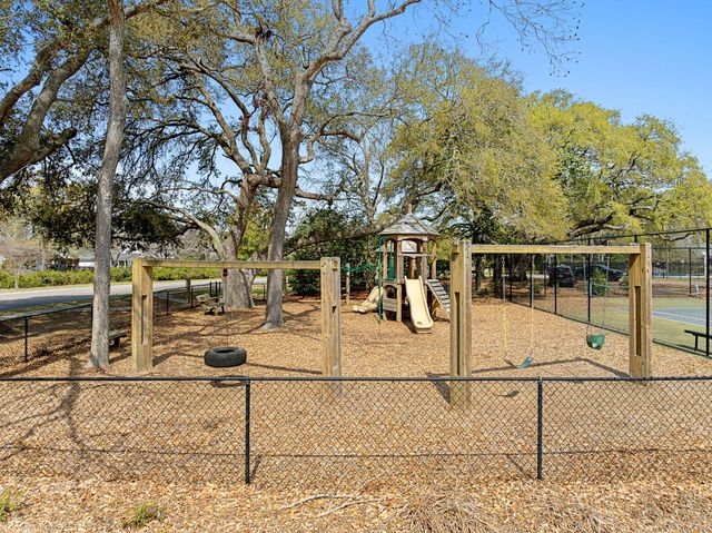 935 Portabella Lane, Charleston, SC 29412