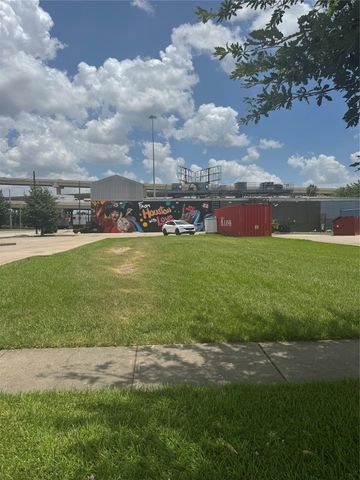 2305 Gray Street, Houston, TX 77003