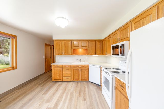 7124 N Drumheller St, Spokane, WA 99208