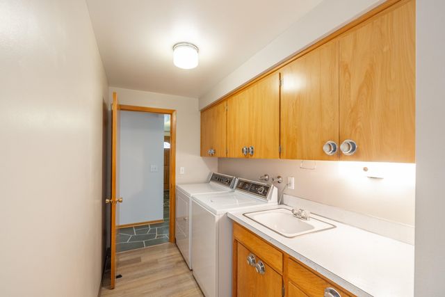 7124 N Drumheller St, Spokane, WA 99208